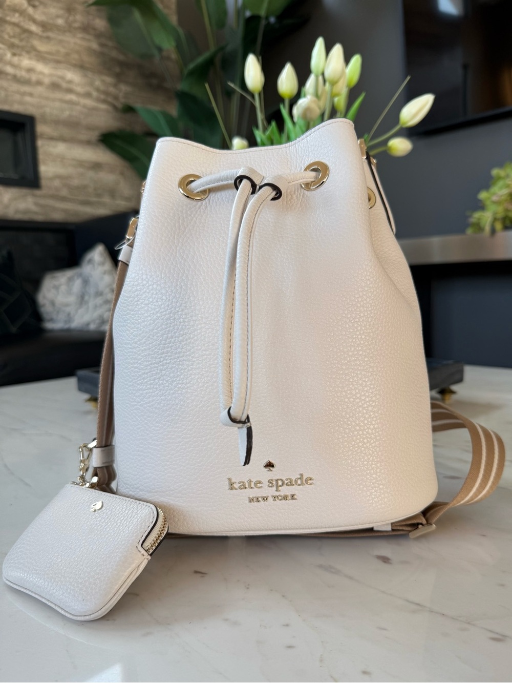 New Kate Spade Rosie Leather Large Bucket Bag Parchment - Picture 10 of 16